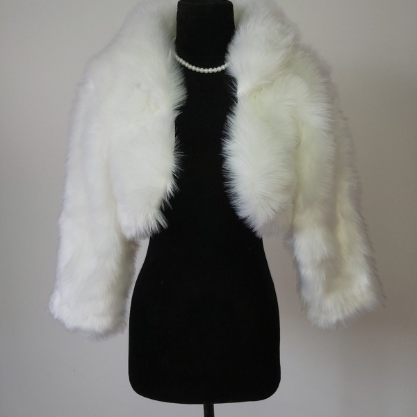 Long Sleeve Faux Fur Wrap Shrug Bolero Bridal Shawl Plush Princess Shawl Faux Fur Bridal Wedding Shawl Fake Fur Clothes Top Winter