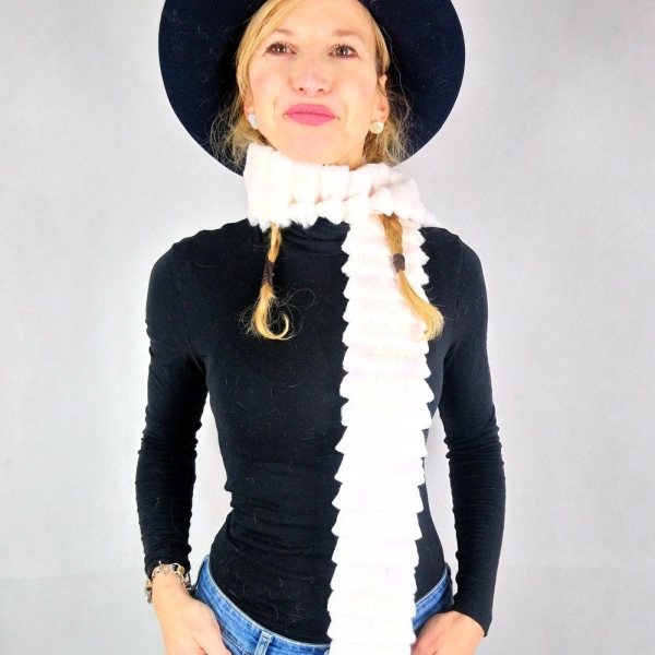 Real fur women scarf. Long fur scarf. White conney rabbit scarf. White and hint of pink hue long boa. Double sided women fur scarf. Handmade