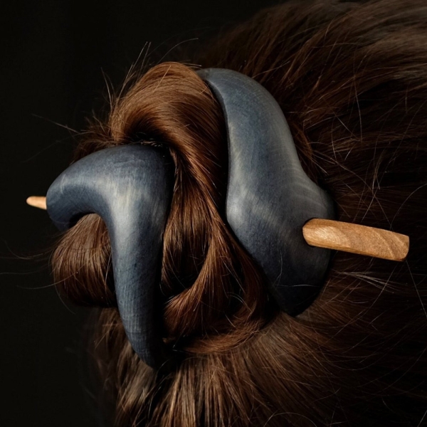 Hair Barrette no. 407