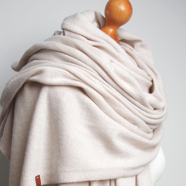 Large oversized wool scarf for women, light beige, cream, voluminous scarf, light, large winter scarf, gift ideas for her, wool travel wrap