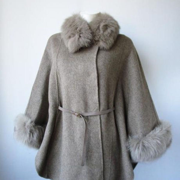 Women's Brand New Oatmeal Beige Cashmere Wool Wrap Cape Jacket with Detachable Fox Fur Scarf
