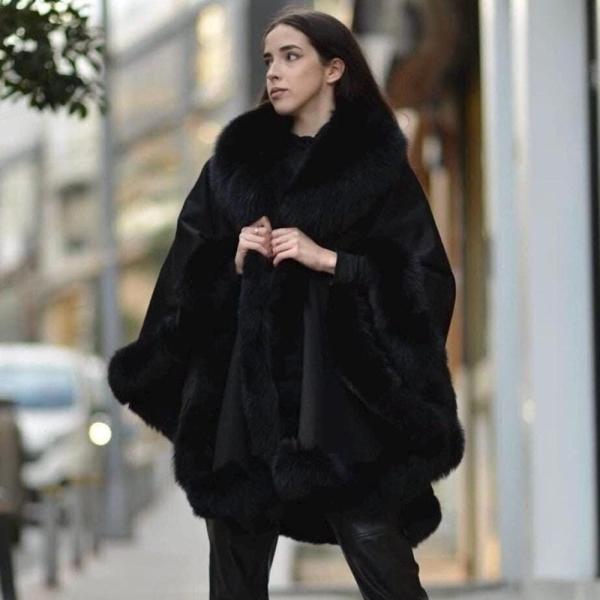 Luxury Black Fox Fur Cape – Cashmere Fur Wrap – Elegant Fur-Trimmed Evening Shawl – Formal Winter Cape for Women – One Size Fits All