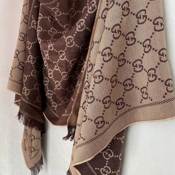 Gucci Scarf unisex authentic scarves