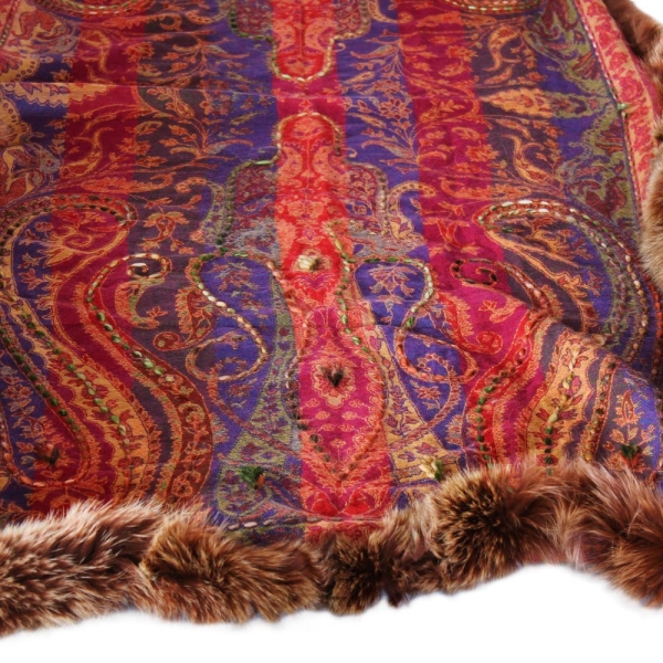 Fox Fur Luxury Shawl, Handcrafted Fox Fur Scarf Perfect for Winter Glam, Designer Winter Wrap, (200x70)cm