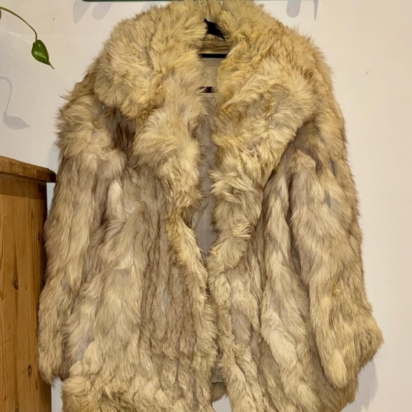 Vintage 1980s Blue Fox Fur Coat – Real Fur, Women’s Size 12, Elegant Winter Jacket