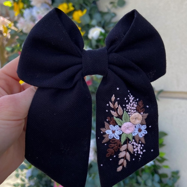 Hand-Embroidered Black Linen Hair Bow – Elegant Floral Bow with French Barrette, Handmade Hair Accessory for Women & Girls
