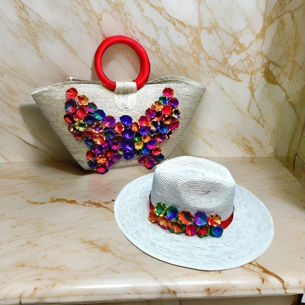 Handmade Palm Hat and Bag Set with Colorful Flower Design, Boho Chic Beach Accessories, Summer Fashion, Unique Handcrafted Gift for Women