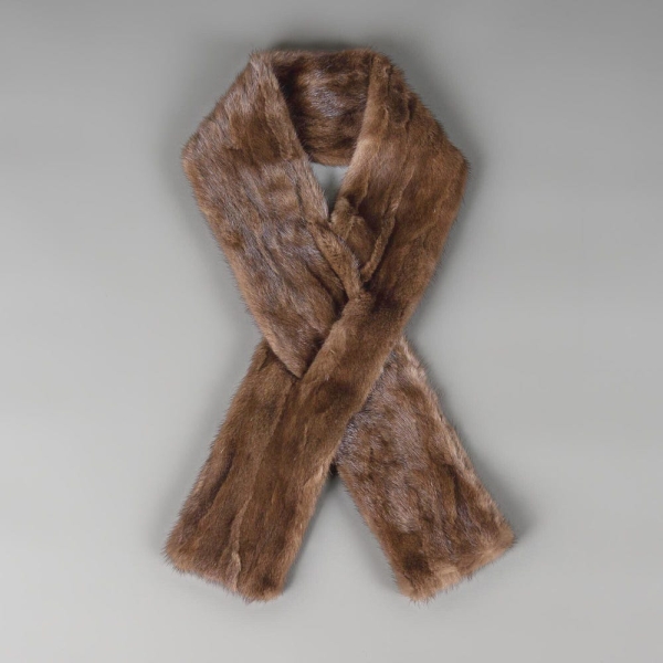 Luxurious Brown Mink Fur Scarf – Unisex Elegance